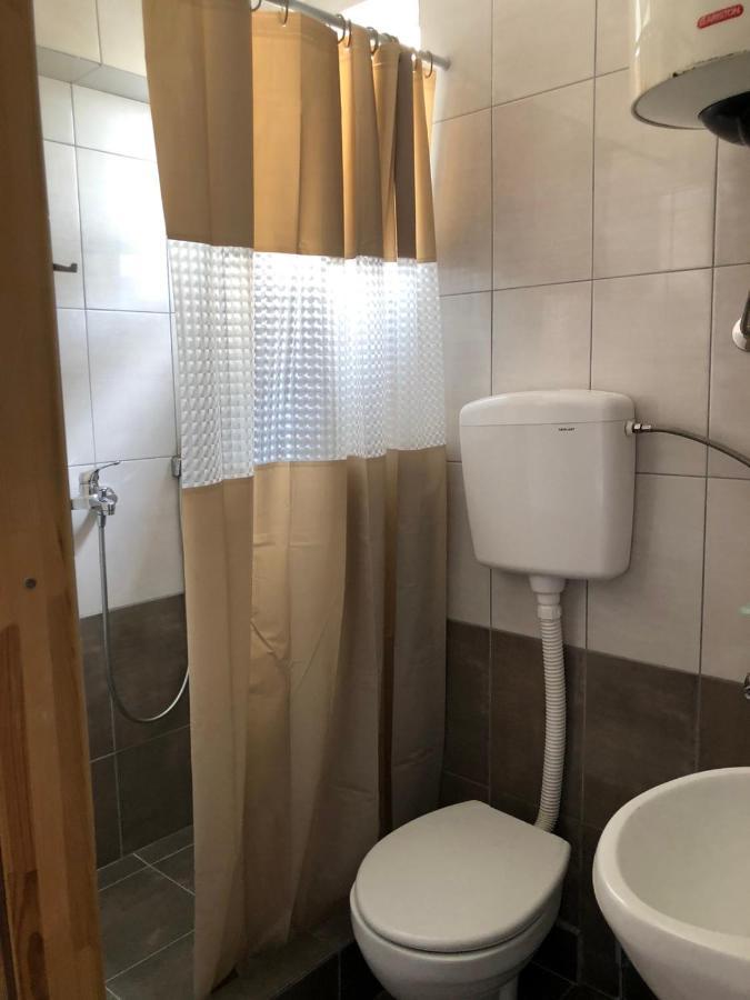 Apartman Dma Tivat Exteriör bild