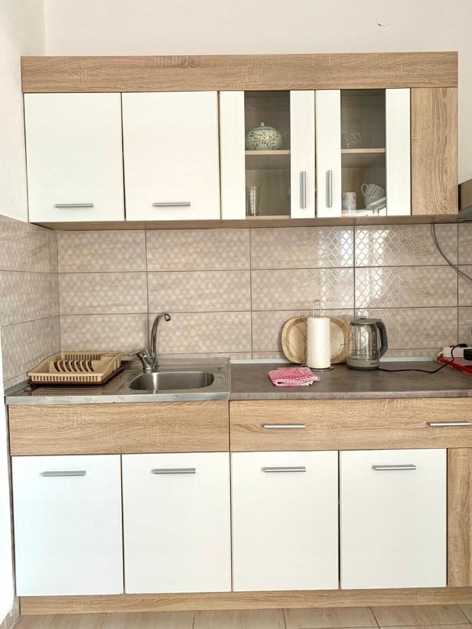 Apartman Dma Tivat Exteriör bild